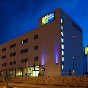 Holiday Inn Express Vitoria By Ihg